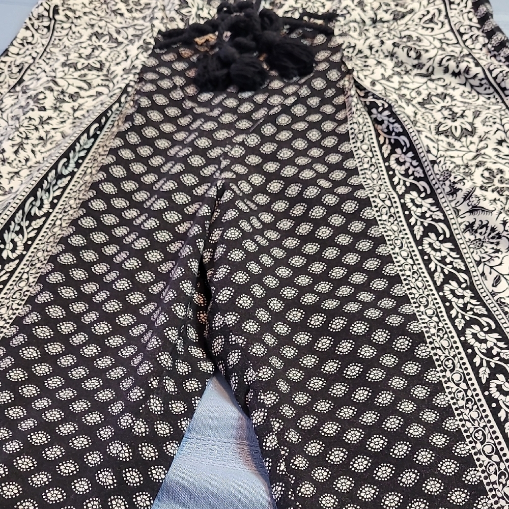 BeBop Black and White Patterned Pants